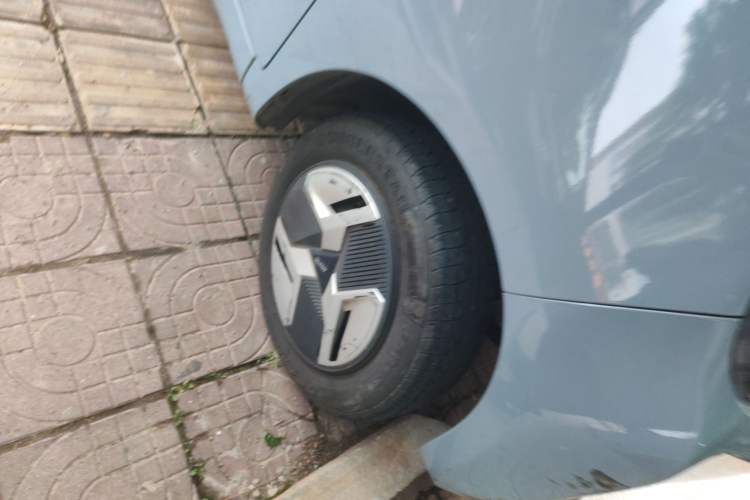 Used BAW Yuanbao 2022 Smart Version
