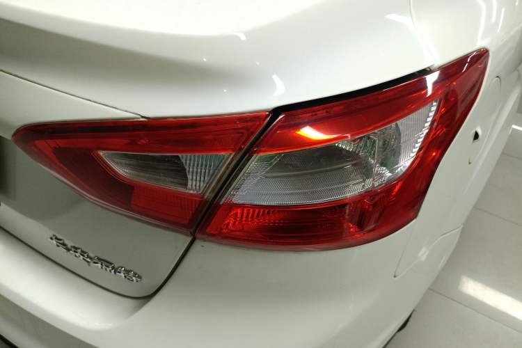 Used Ford Focus 2012 Sedan 1.6L Automatic Comfort Model