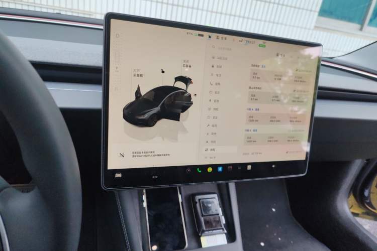 Used Tesla Model 3 2023 Rear-Wheel-Drive Version Audio And AC Panel