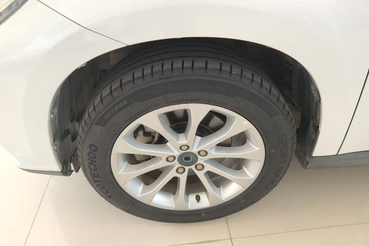 Used Haval H2 2017 Red-Label 1.5T Automatic Two-Wheel Drive Luxury Model
