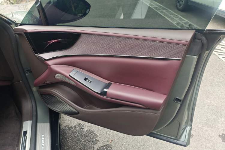 Used Denza Z9GT 2024 1100 Four-Wheel Drive Ultra Version