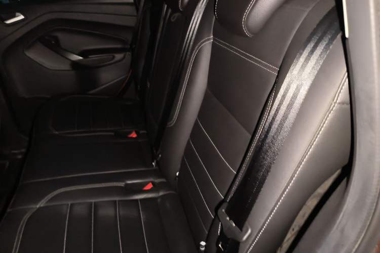 Used Ford Kuga 2017 EcoBoost 180 Two-Wheel-Drive Platinum Edition
