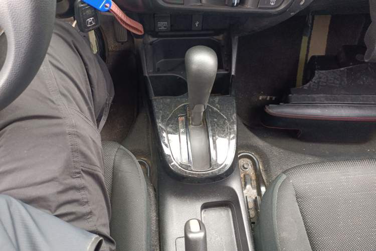 Used Honda Fit 2020 1.5L CVT Comfort Version Gear Lever