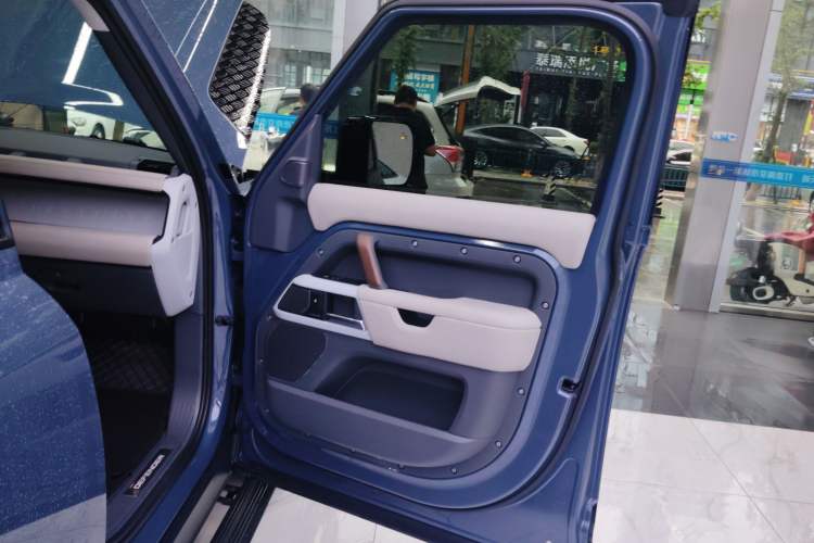 Used Land Rover Defender 2022 110 P400 X-DYNAMIC HSE