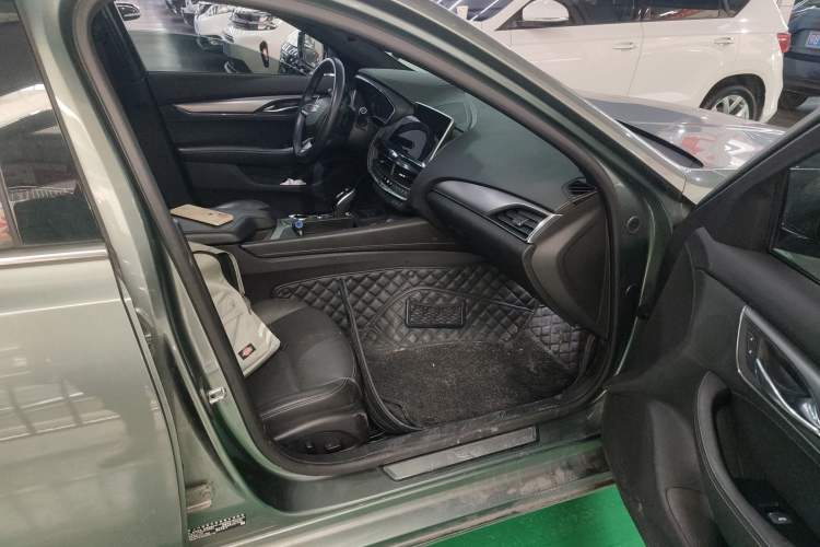 Used Cadillac CT5 2022 28T Luxury Version (Standard Edition) Right Front Seat