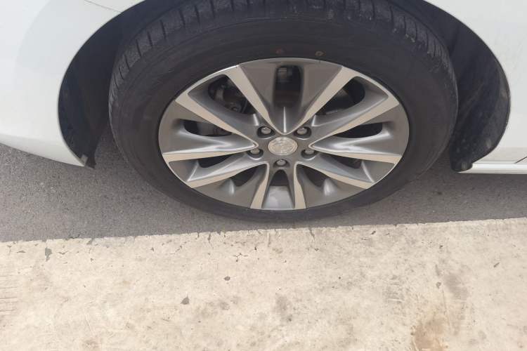 Used Buick GL6 2019 18T 6-Seater Connected Luxury Version China VI Standard
