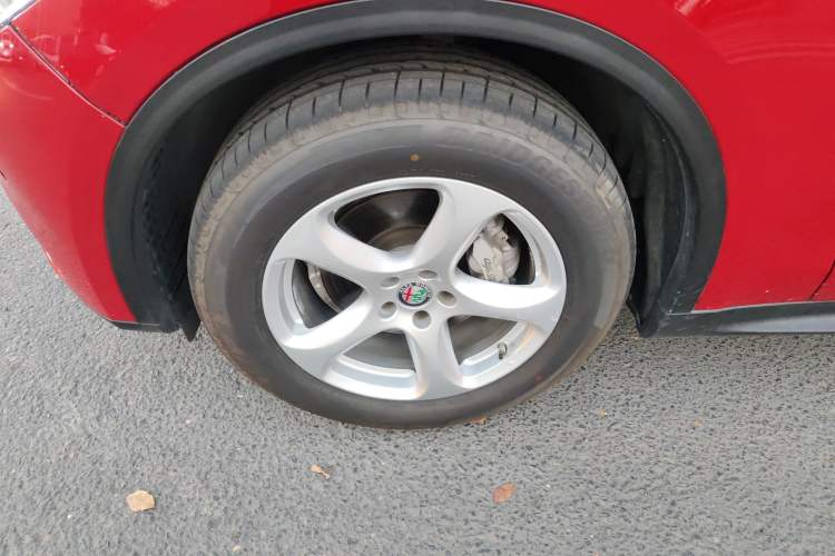 Used Alfa Romeo Stelvio 2017 2.0T 200HP Elite Edition
