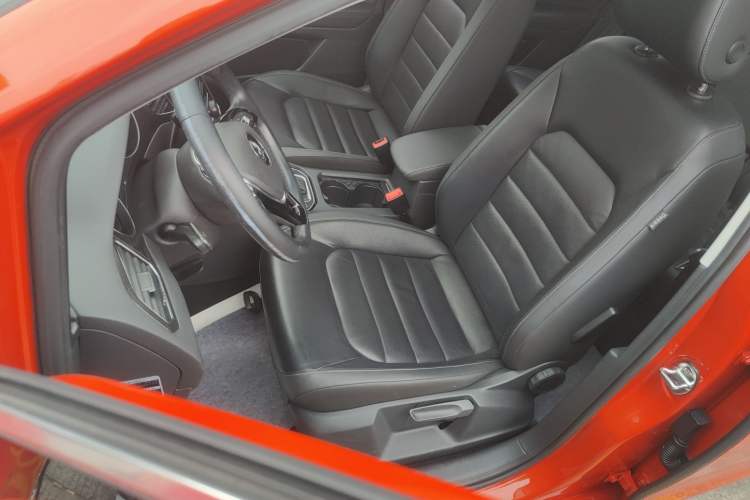 Used Volkswagen Golf Sportsvan 2016 230TSI Automatic Luxury Version