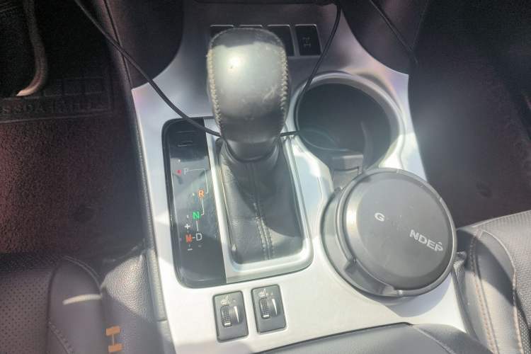 Used Toyota Highlander 2018 2.0T Four-Wheel Drive Luxury Edition 7 Seats China V Emission Standard
