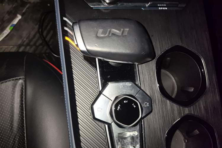 Used CHANGAN UNI-K iDD 2022 Blue Whale iDD 130km 1.5T Prestige Model Gear Lever