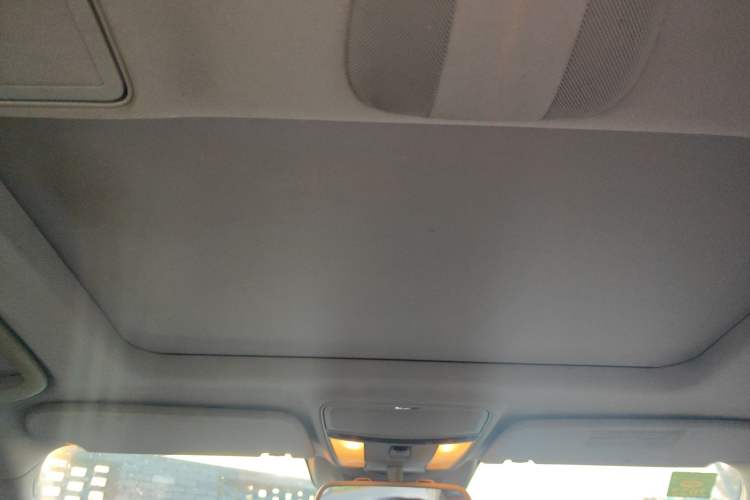 Used Mercedes-Benz S-Class 2011 S 350 L CGI Headliner