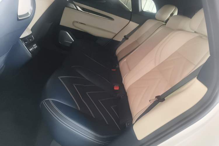 Used Zeekr 001 2022 Ultra-Long Range Dual-Motor YOU Version