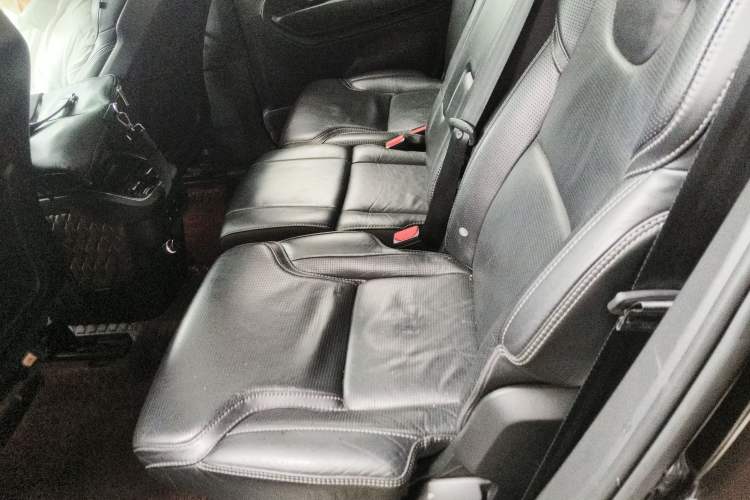 Used Volvo XC90 2019 T6 ZhiZun Edition 7-Seater China V Standard Left Rear Seat