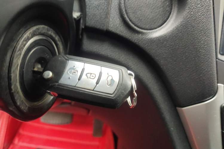 Used GAC Trumpchi GS5 2014 2.0L Automatic Two-Wheel Drive Deluxe Edition Vehicle Key