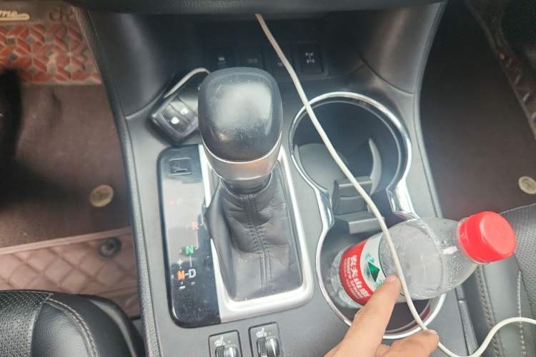 Used Toyota Highlander 2018 2.0T Four-Wheel Drive Luxury Version 7 Seats China VI Standard