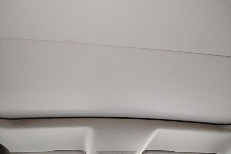 Used Wey VV5 2017 2.0T Flagship Edition Headliner