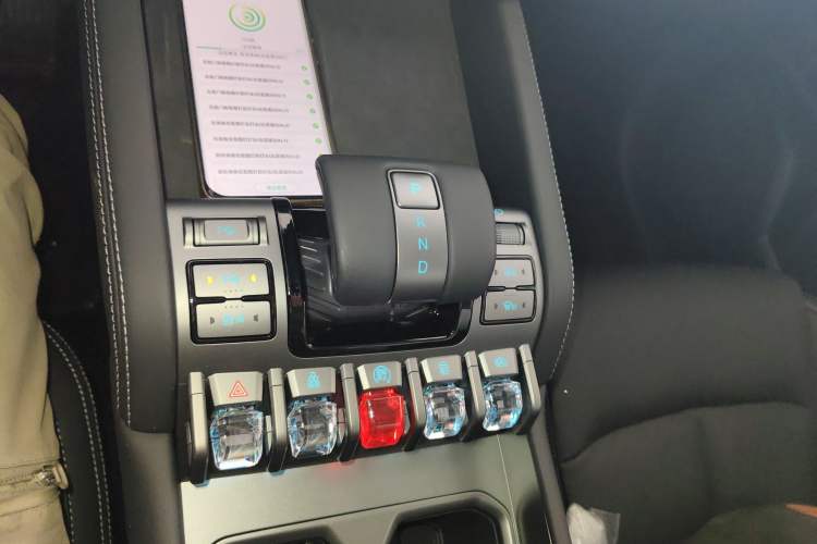 Used Formula Leopard Titanium 3 2025 501 km All-Wheel Drive Intelligent Driving Max Edition