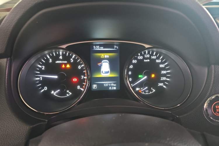 Used Nissan X-Trail 2014 2.0L CVT Comfort Edition 2WD
