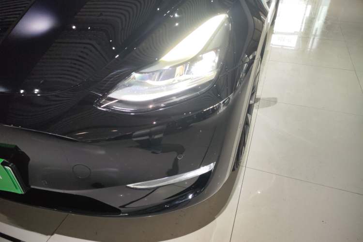 Used Tesla Model Y 2021 Standard Range Rear-Wheel Drive Version Left Front Headlight