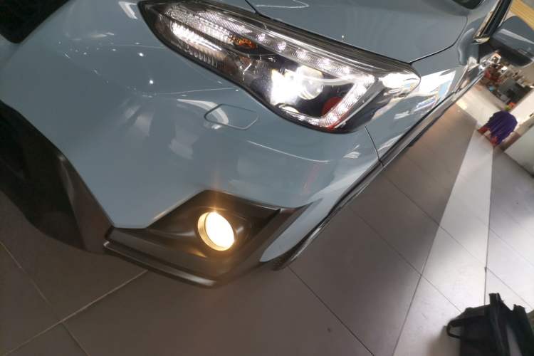 Used Subaru XV 2018 2.0i All-Wheel-Drive Prestige Edition with EyeSight Left Front Headlight