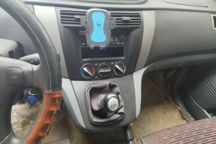 Used FORTHING Joyear 2011 1.5L Manual Standard Edition

