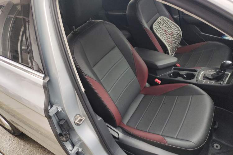 Used Volkswagen Bora 2021 1.5L Automatic Comfort Smart Connect Edition Right Front Seat