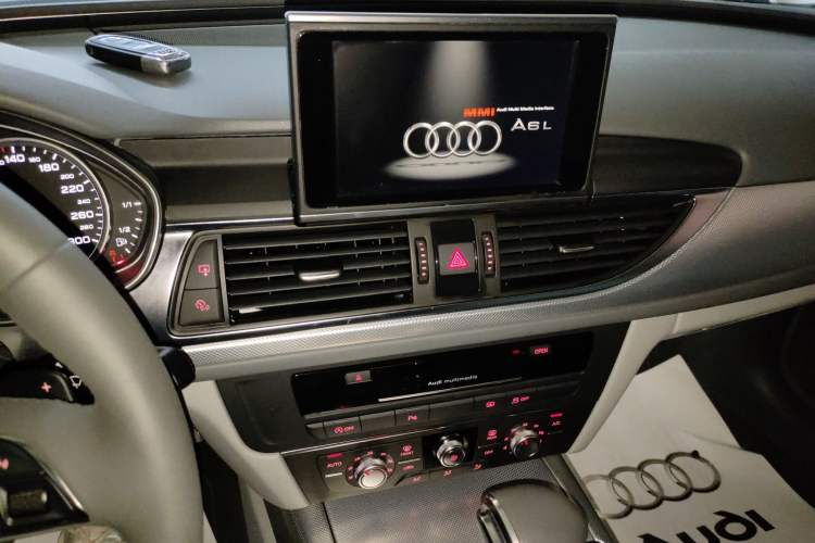 Used Audi A6L 2014 30 FSI Technology Model
