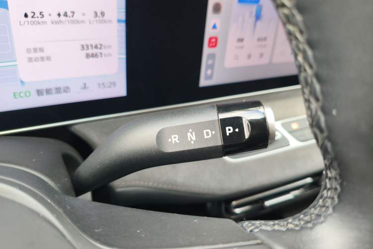 Used Roewe D7 2023 DMH 125km Flagship Edition