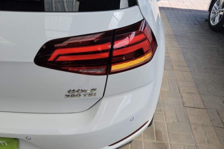 Used Volkswagen Golf 2020 Zhiai Edition 280TSI DSG Comfort Model Right Rear Taillight