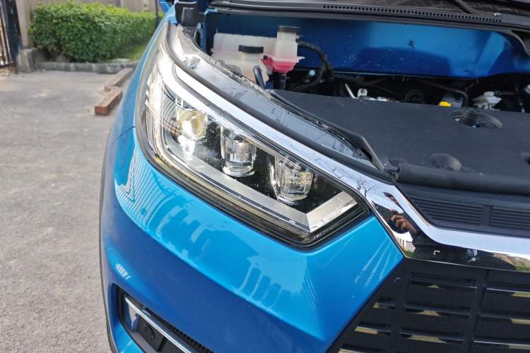 Used BYD Yuan New Energy 2019 EV535 High-Energy Leading Edition Right Front Headlight