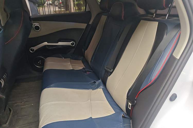 Used BYD Yuan PLUS 2022 430 km Luxury Version Left Rear Seat