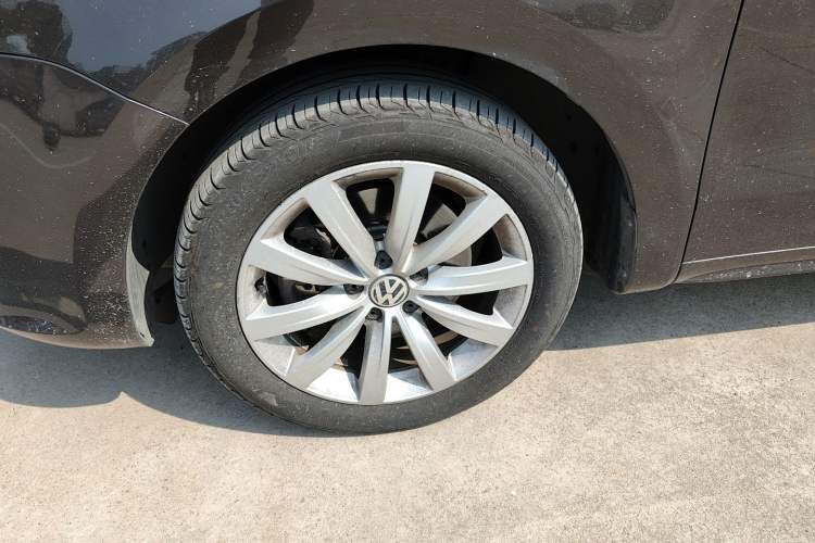 Used Volkswagen Sharan 2014 2.0 TSI Comfort Model
