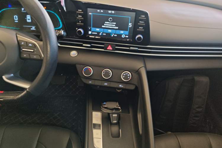 Used Hyundai Elantra 2023 1.5L CVT GLX Elite Edition Audio And AC Panel