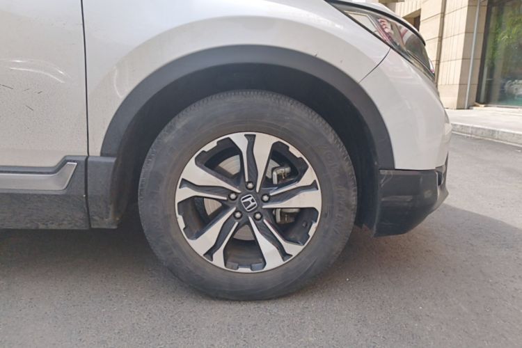 Used Honda CR-V 2017 240TURBO CVT Front-Wheel Drive Fashion Edition