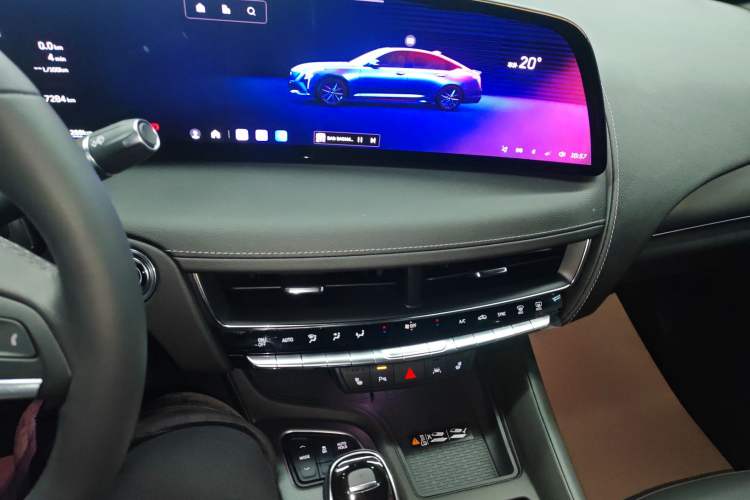 Used Cadillac CT5 2024 28T Luxury Pro Trim