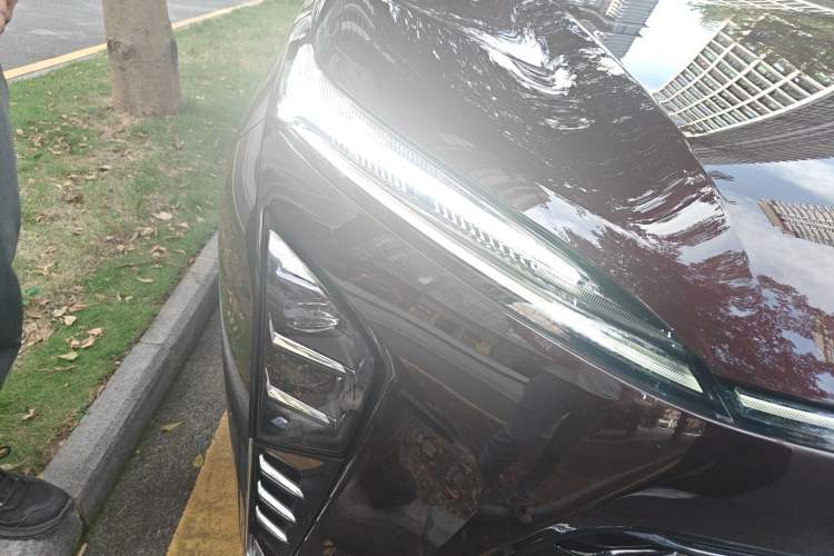 Used Buick GL8 New Energy 2024 Lu Zun Smart Edition 7-Seater
