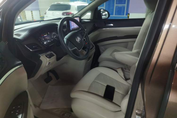 Used Buick GL8 2020 Land Cruiser Executive Class 652T Comfort Model