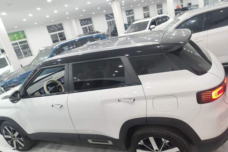 Used Geely Auto icon 2023 1.5TD Chocolate Luxe Edition