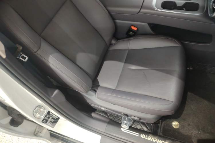 Used Leapmotor B01 2025 650 Enjoyment Edition Right Front Seat