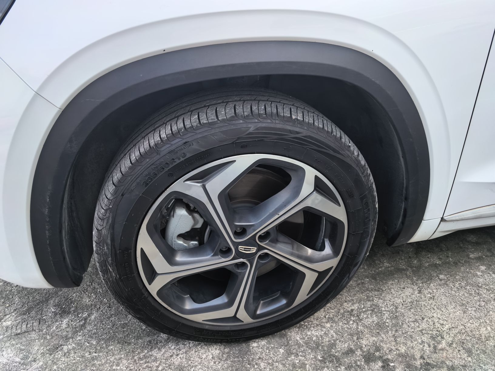 Geely Auto Monjaro L 2021 2.0TD High-Power Automatic All-Wheel Drive Luxury Version — снимка 10