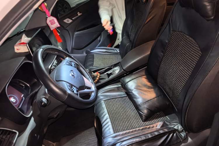 Used Hyundai Tucson 2020 280TGDi Two-Wheel-Drive GLS Smart Connectivity Version China VI Standard Left Front Seat