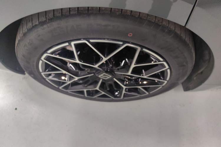 Used Zeekr 001 2025 YOU Edition 100 kWh All-Wheel Drive