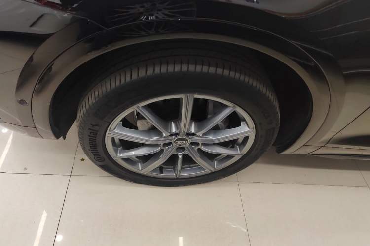 Used Audi Q5L 2022 40T Luxury Dynamic Model
