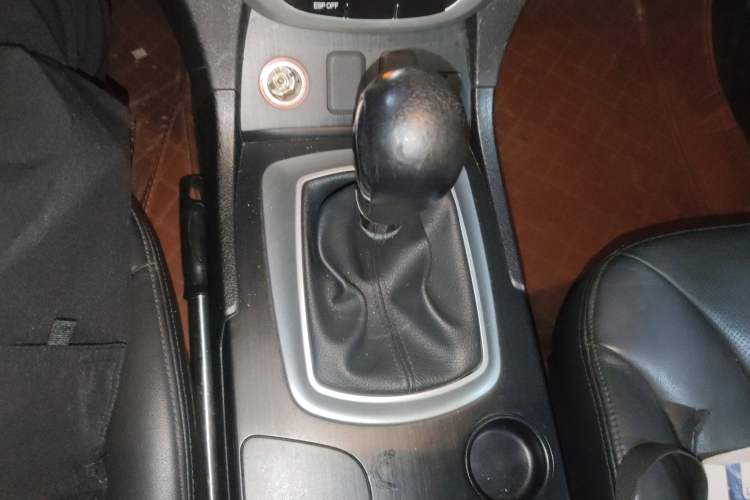 Used GAC Trumpchi GS5 2012 2.0L Manual Two-Wheel-Drive Anniversary Limited Edition