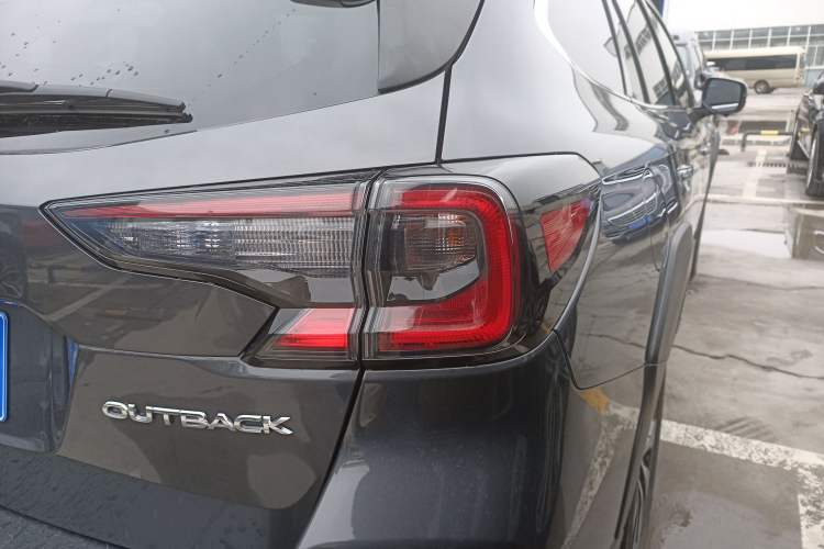 Used Subaru Outback 2023 2.5i AWD Flagship Edition EyeSight