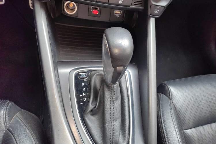 Used Hyundai Lafesta 2019 280TGDi Smart Speed Version China V Standard Gear Lever