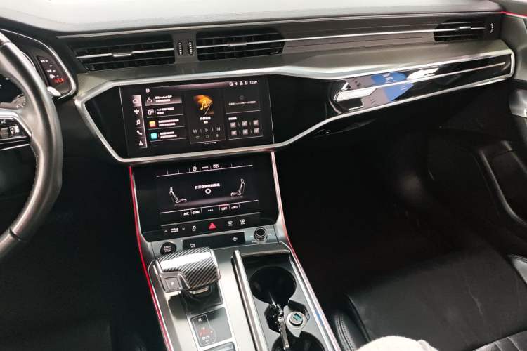 Used Audi A6L 2022 40 TFSI Luxury Prestige Edition Audio And AC Panel