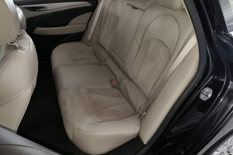 Used Buick LaCrosse 2018 30H Elite Edition