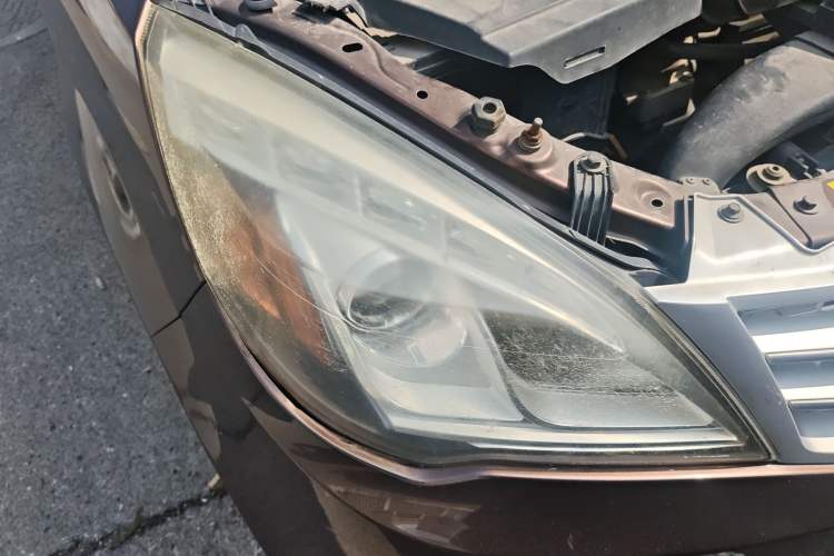 Used BAIC Weiwang M20 2014 1.5L practical type BJ415A Right Front Headlight