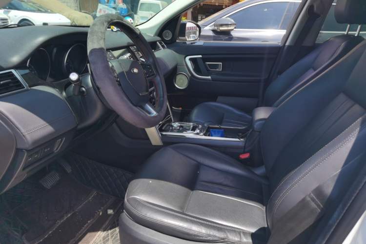 Used Land Rover Discovery Sport 2019 240 PS SE Version China V Standard Left Front Seat